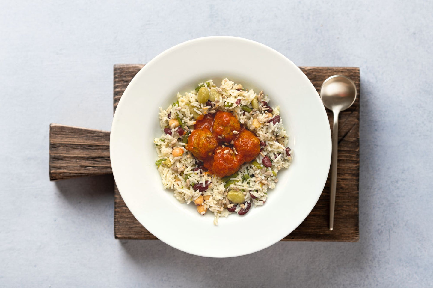 Summer Bowl (polpette di verdure con insalata basmati)