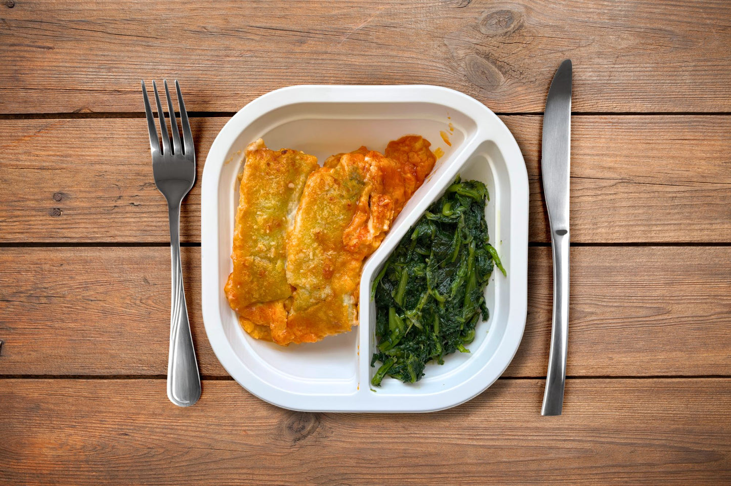 Schiscetta vegetariana cannelloni ricotta e spinaci con cicorietta