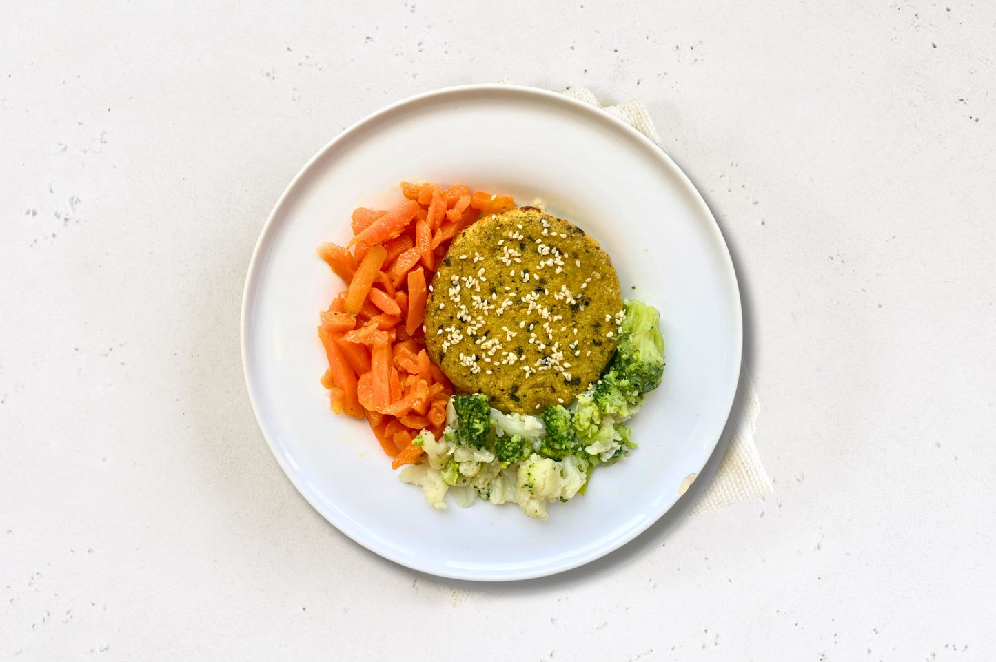 burger di ceci con carote e broccoletti