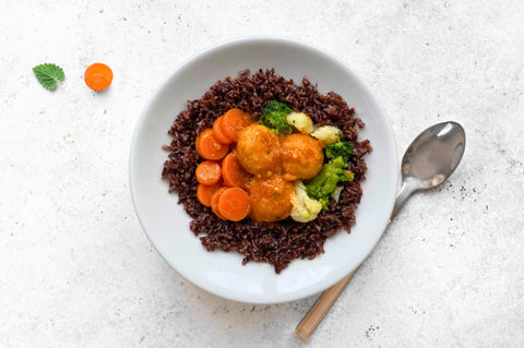polpette di baccalà con riso integrale e verdure