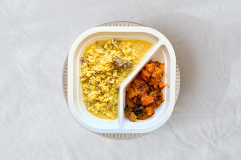 Schiscetta risotto zafferano e salsiccia con fricchiò